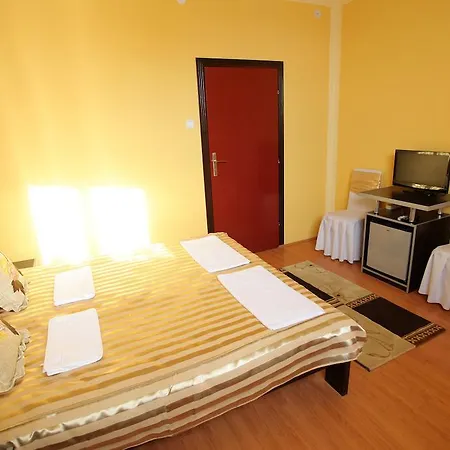 Guest house Atina